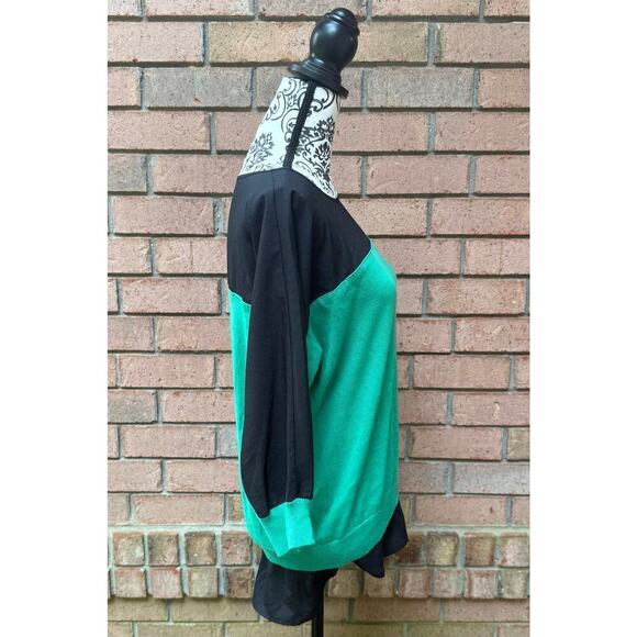 EUC Calvin Klein Navy Green Colorblock Sweater Size Small - Picture 2 of 6